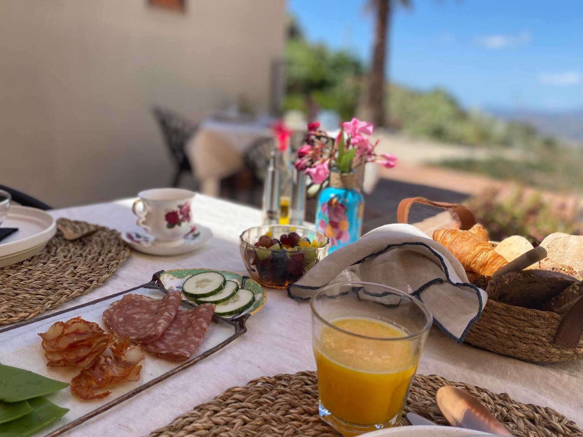 Boutique B&B El Refugio Алькаусин Экстерьер фото